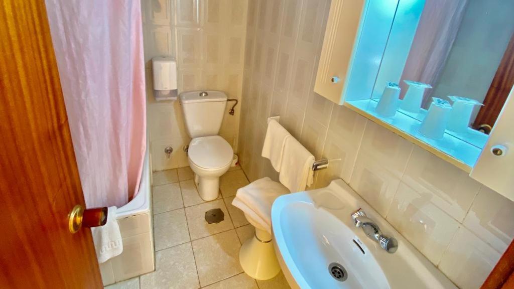 Hostal De Berria Santona Luaran gambar